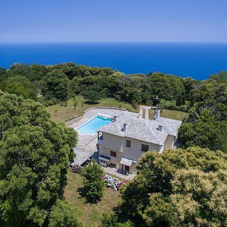Luxury Villa With Pool In Τσαγκαράδα Εξωτερικό φωτογραφία