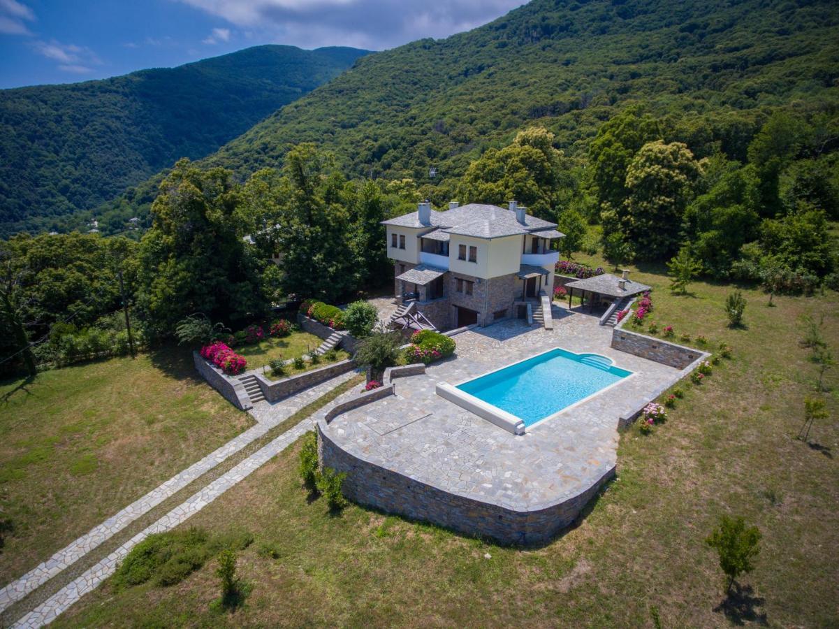 Luxury Villa With Pool In Τσαγκαράδα Εξωτερικό φωτογραφία