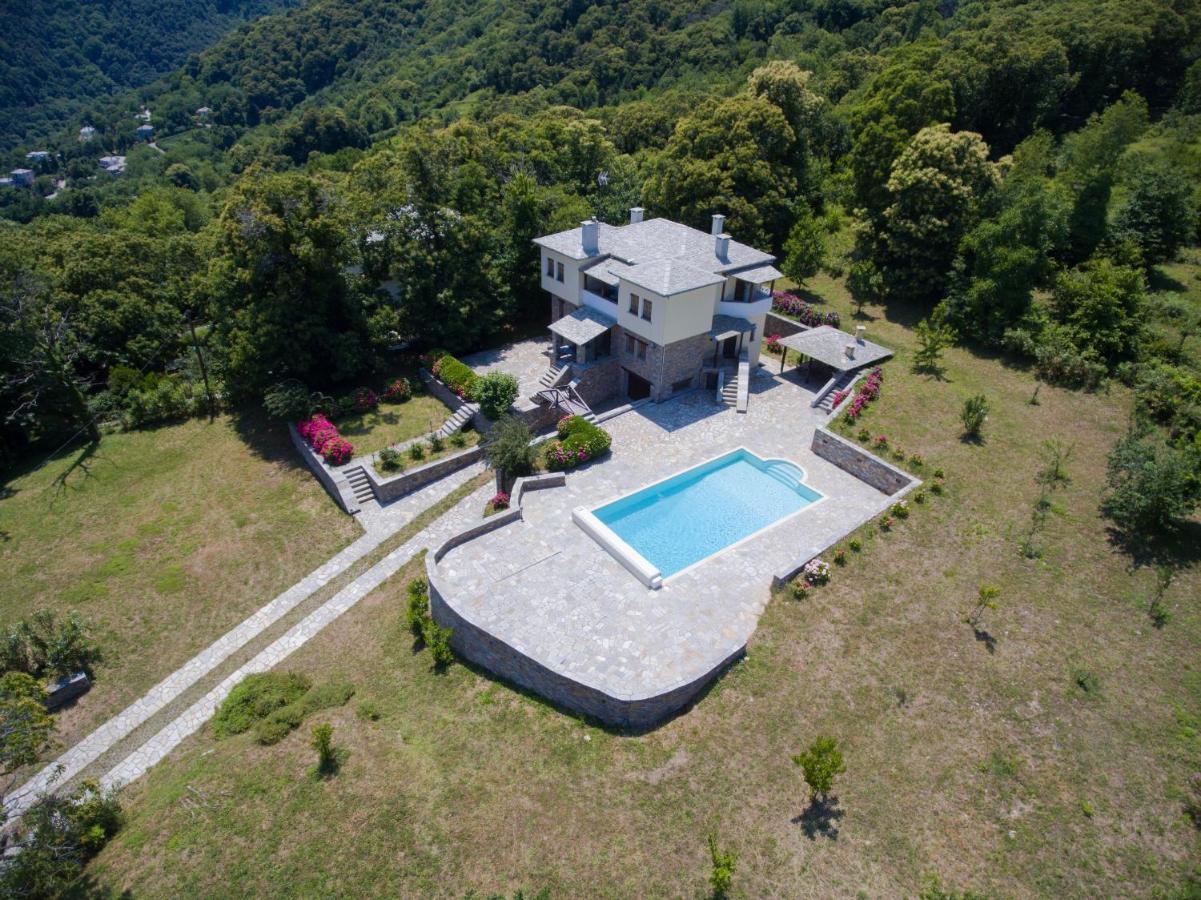 Luxury Villa With Pool In Τσαγκαράδα Εξωτερικό φωτογραφία