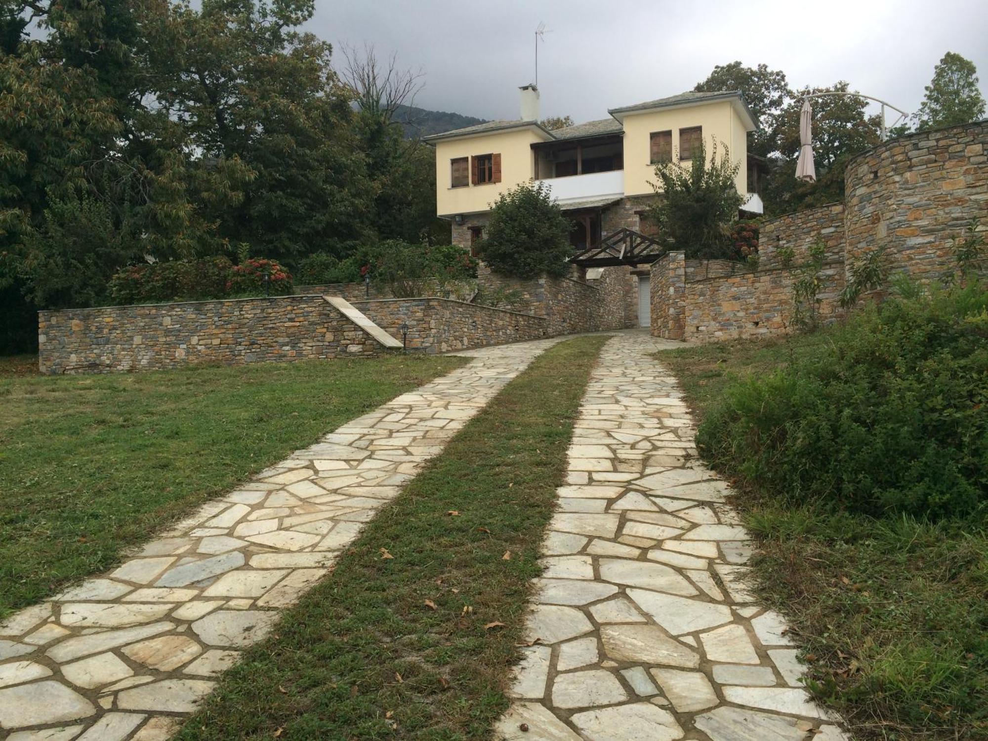 Luxury Villa With Pool In Τσαγκαράδα Εξωτερικό φωτογραφία