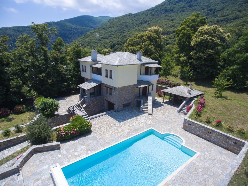 Luxury Villa With Pool In Τσαγκαράδα Εξωτερικό φωτογραφία