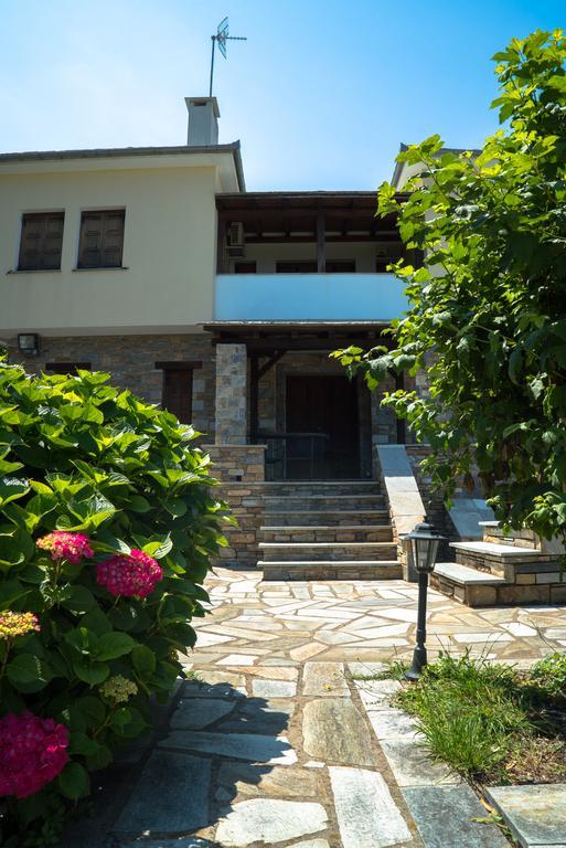 Luxury Villa With Pool In Τσαγκαράδα Εξωτερικό φωτογραφία
