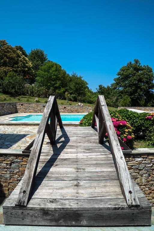 Luxury Villa With Pool In Τσαγκαράδα Εξωτερικό φωτογραφία